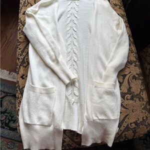 Chic Cream Cardigan Sweater